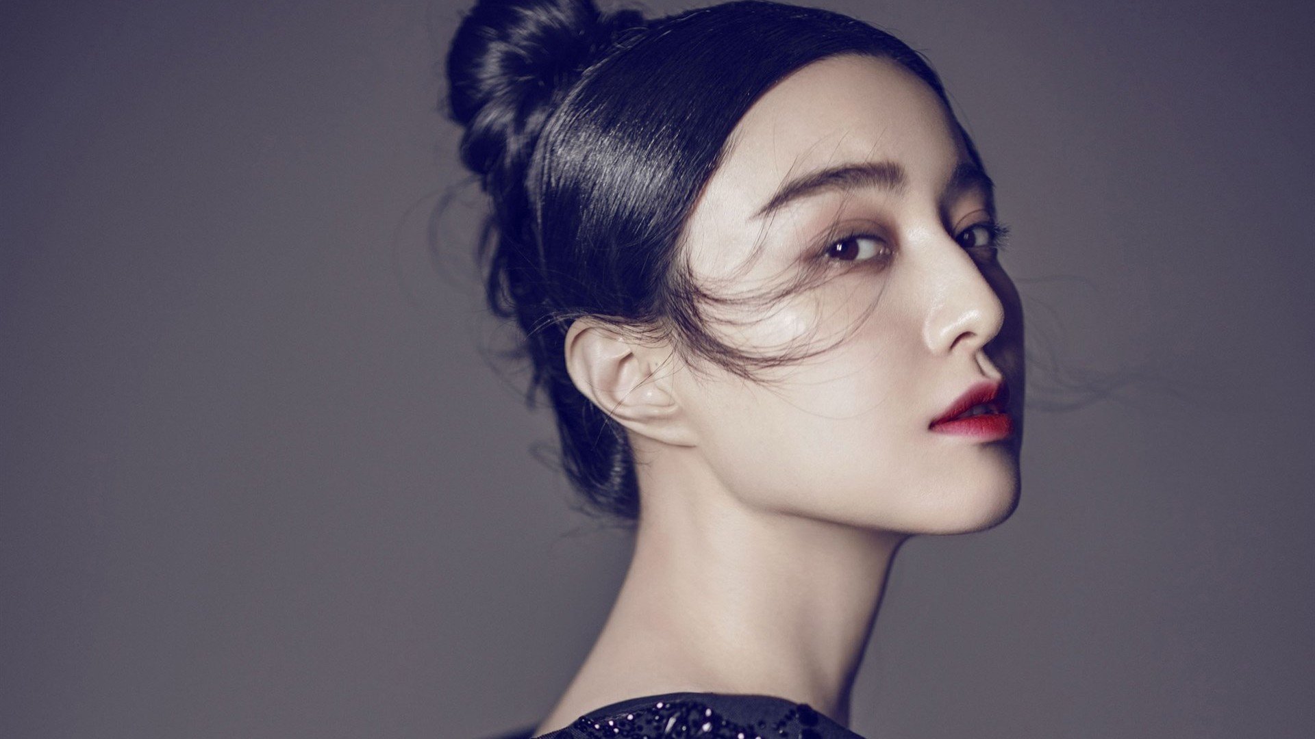 米兰体育登录-后场反击：防守反击战术的精彩体现，后场击球技术有哪些